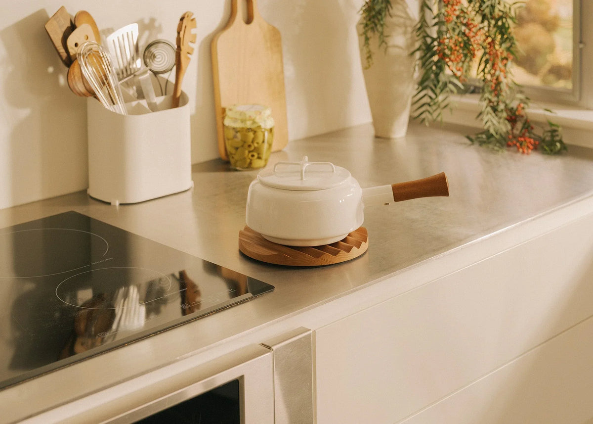 Win the Apto Wave Magnetic Trivet + a $300 Yamazaki Home Gift Card