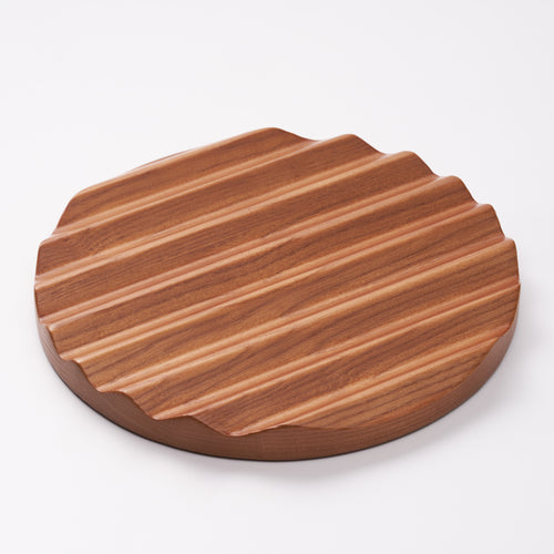 Wave Magnetic Trivet - Wood