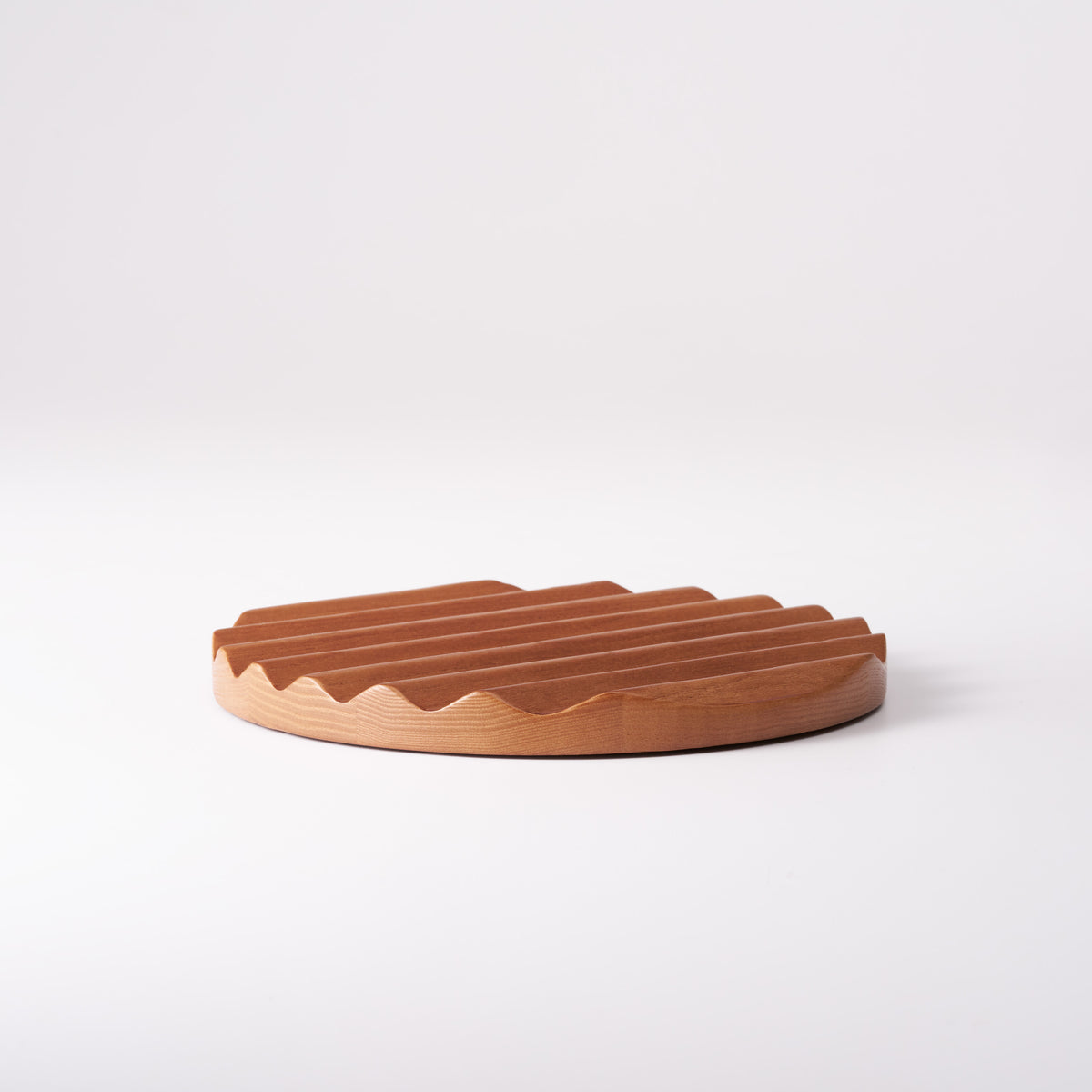 Wave Magnetic Trivet - Wood